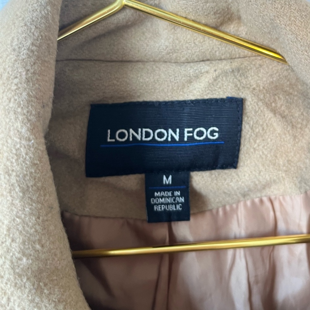 London Fog Women's Camel Tan Peacoat Size Medium - Picture 3 of 3
